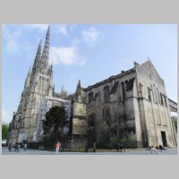 Bordeaux, Cathedrale, photo by Vinko Rajic on Wikipedia.jpg